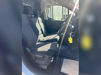 Used Vauxhall Combo 2024 for sale - 76260262: Photo