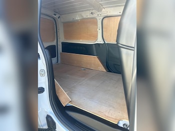 Used Vauxhall Combo 2024 for sale - 76260262: Photo