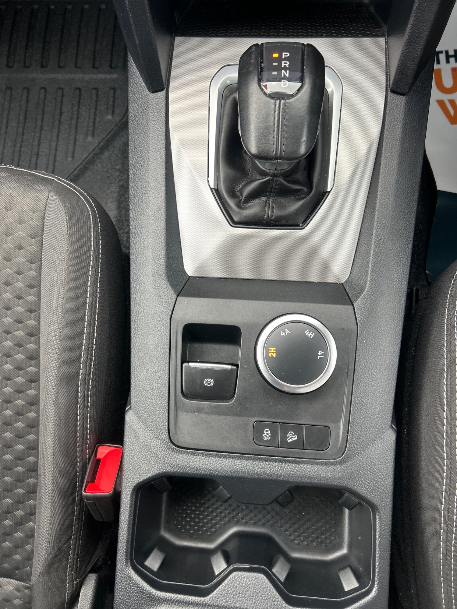 Used Volkswagen Amarok 2024 for sale - 76259487: Photo 8