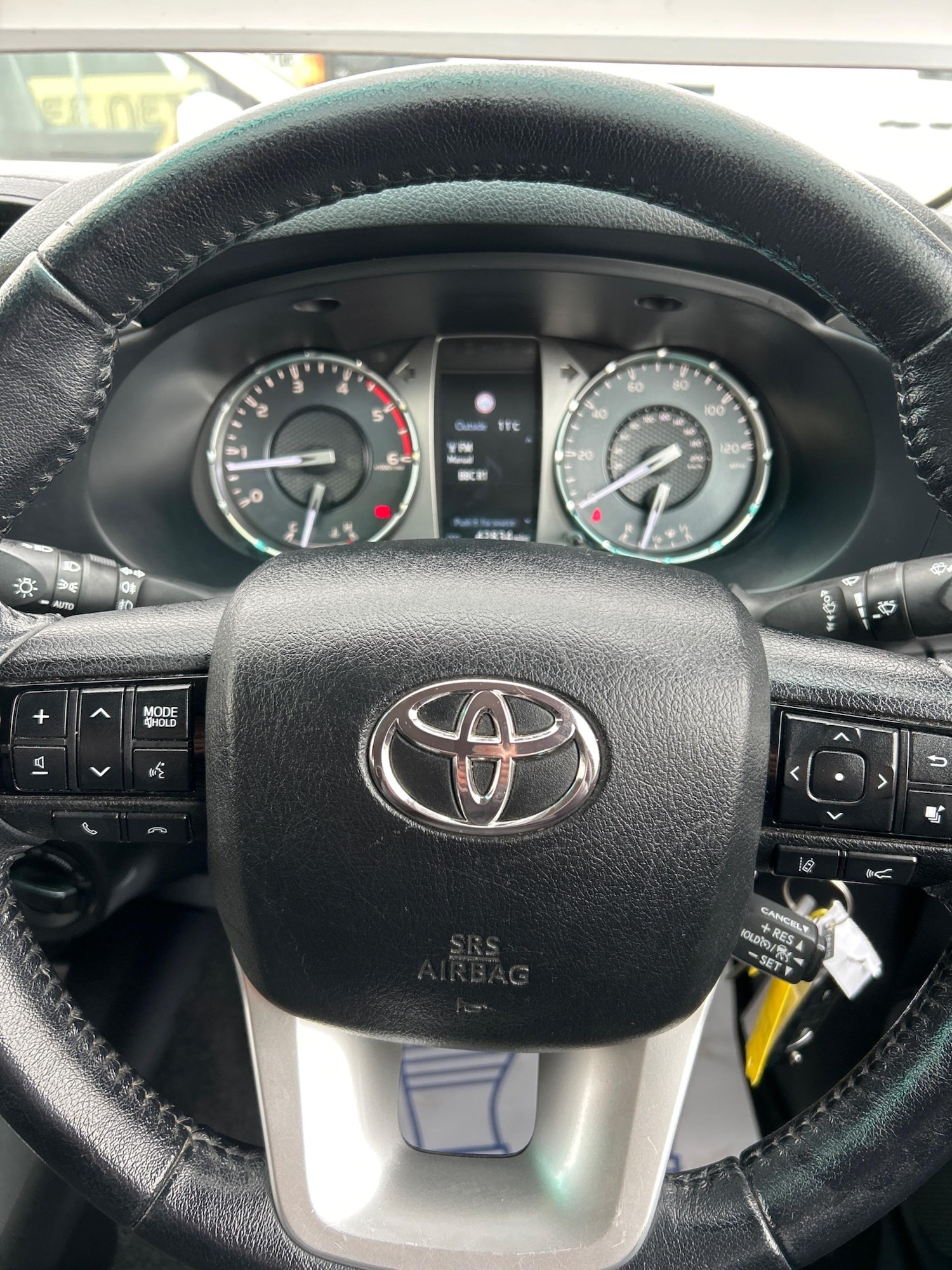 Used Toyota Hilux 2021 for sale - 76260322: Photo 17