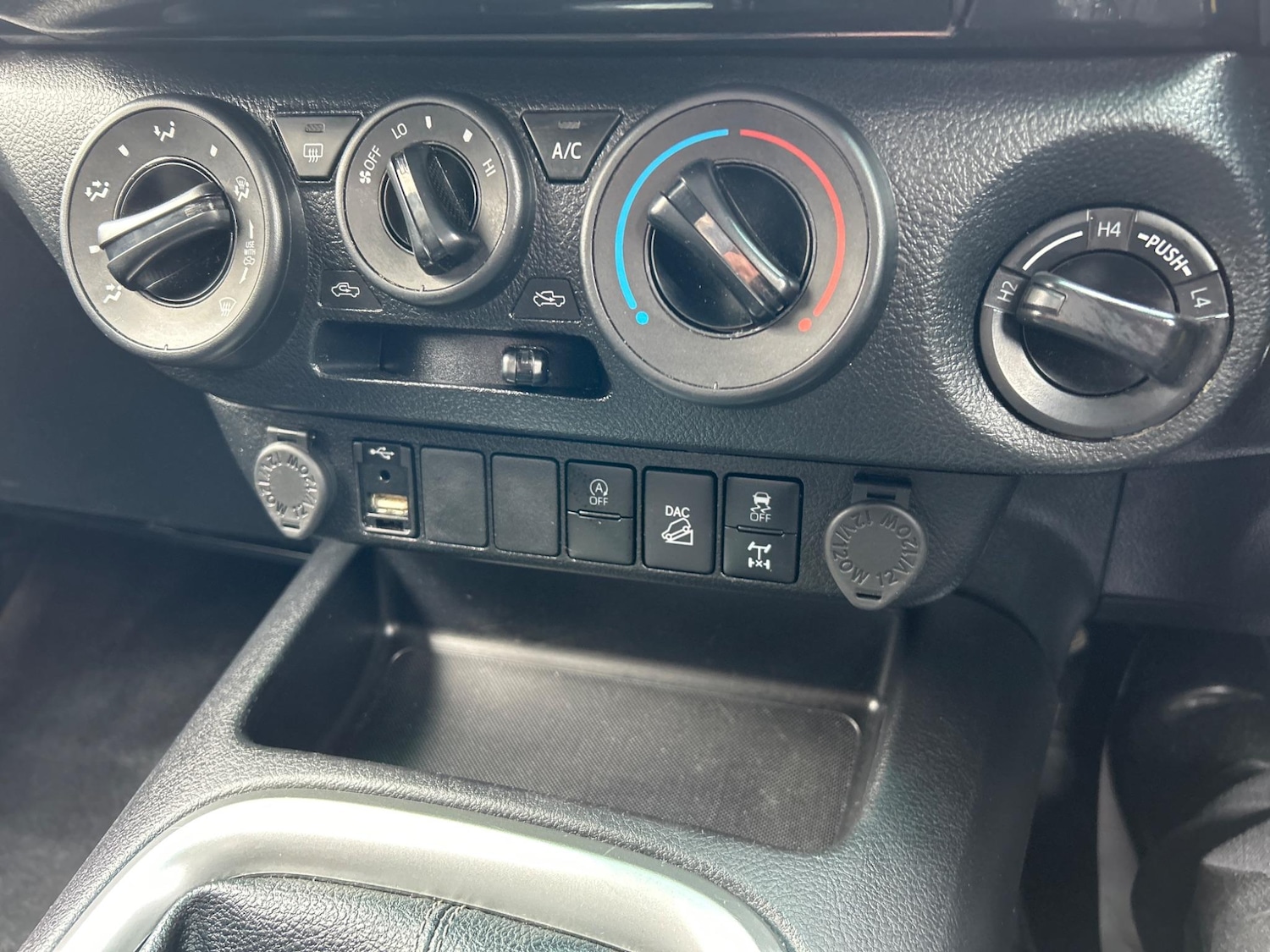 Used Toyota Hilux 2021 for sale - 76260322: Photo 6