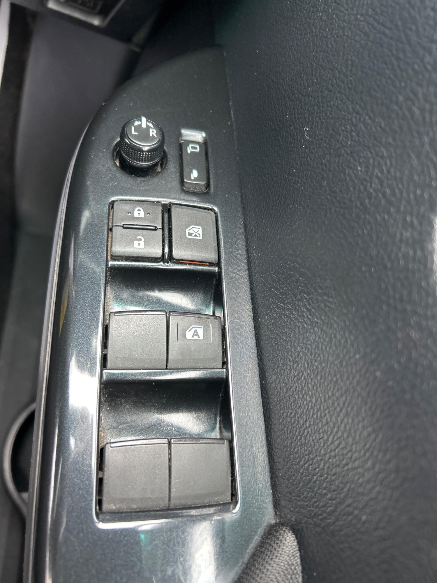 Used Toyota Hilux 2021 for sale - 76260322: Photo 7