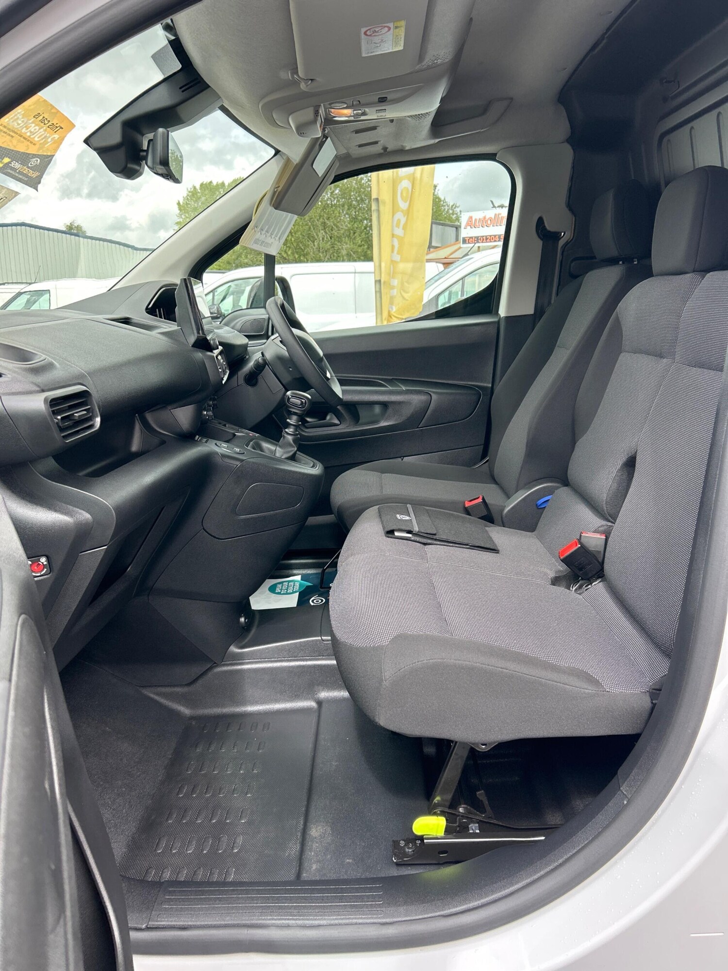 Used Peugeot Partner 2024 for sale - 76260517: Photo 15