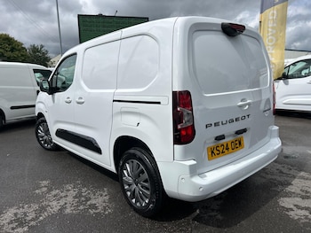 Used Peugeot Partner 2024 for sale - 76260517: Photo