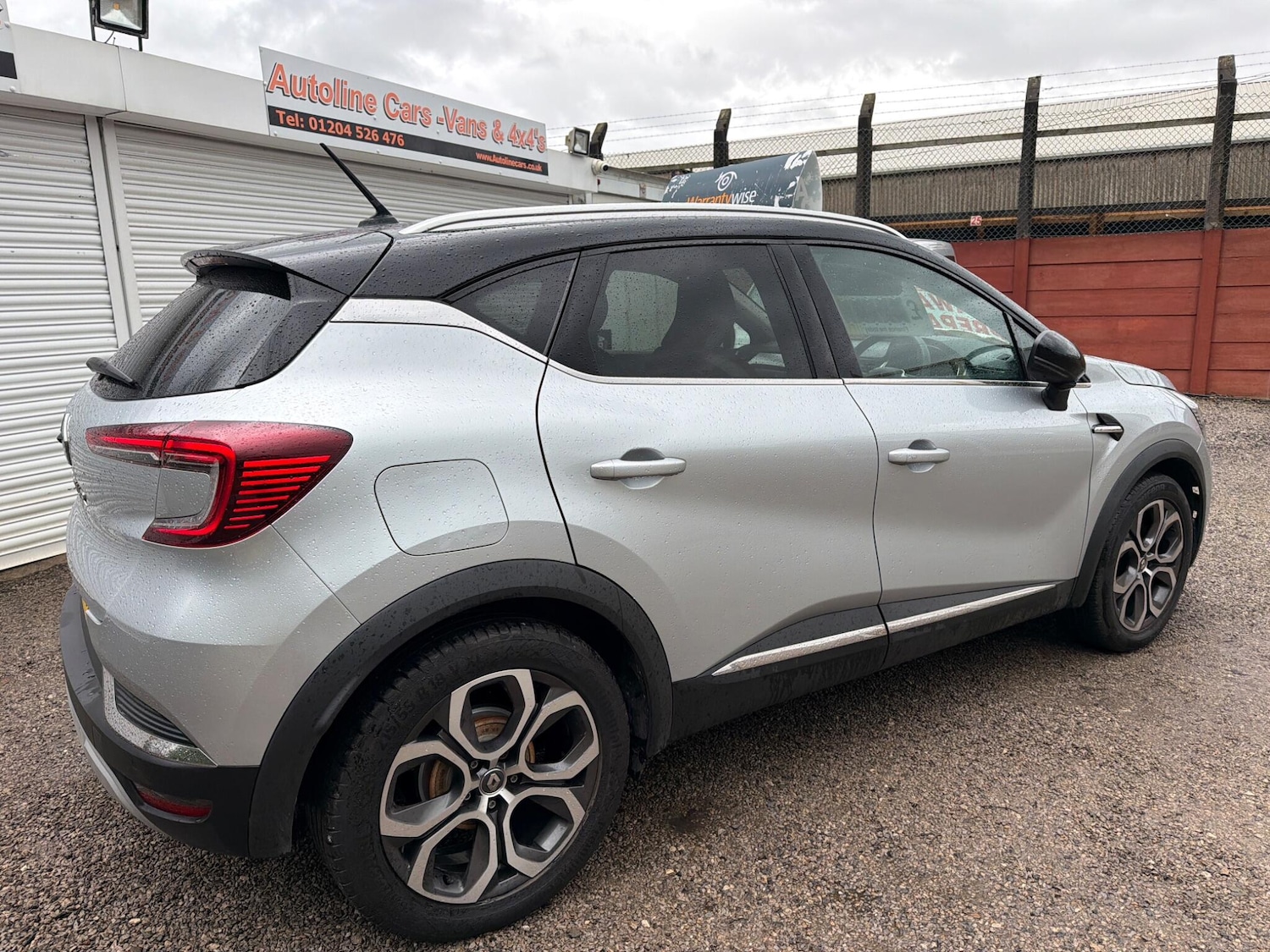 Used Renault Captur for sale - 77852850: Photo 5