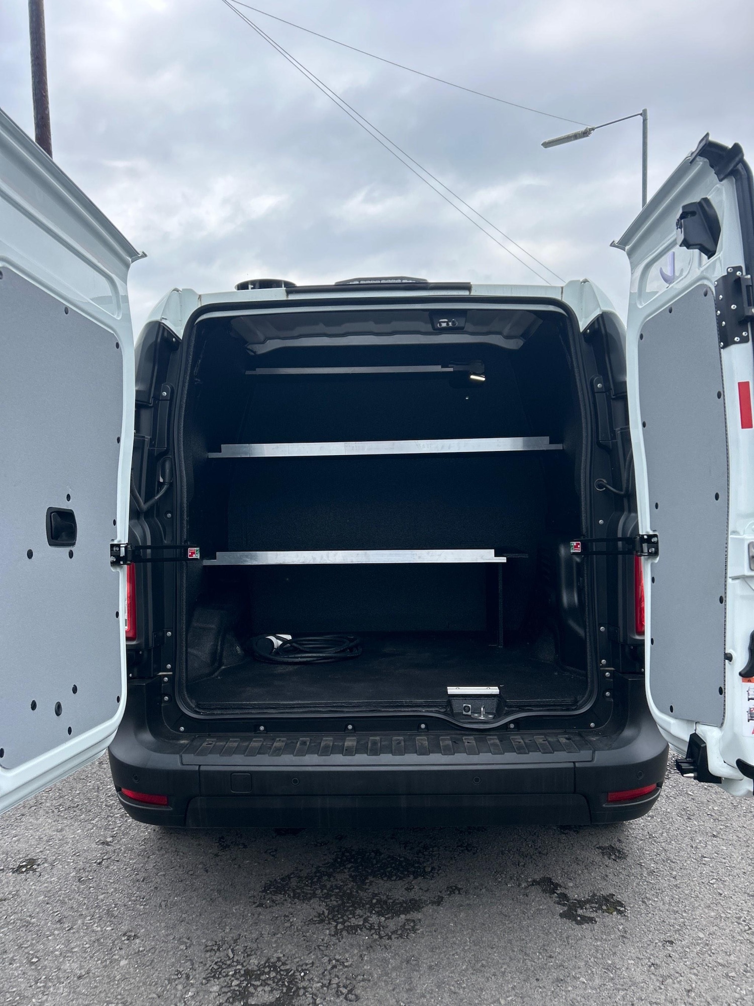 Used LEVC VN5 2023 for sale - 76259617: Photo 4