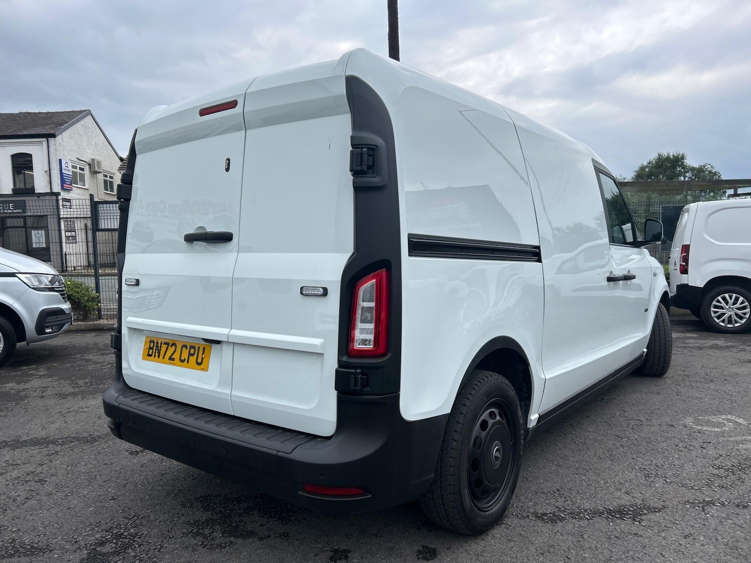 Used LEVC VN5 2023 for sale - 76259617: Photo 5