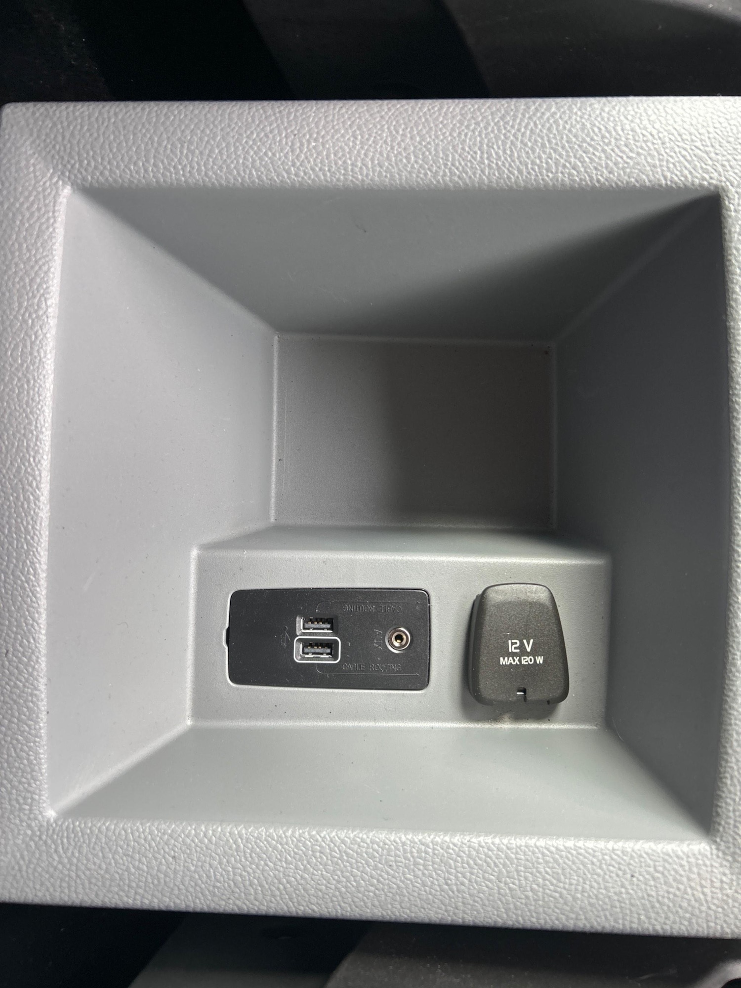 Used LEVC VN5 2023 for sale - 76259617: Photo 7