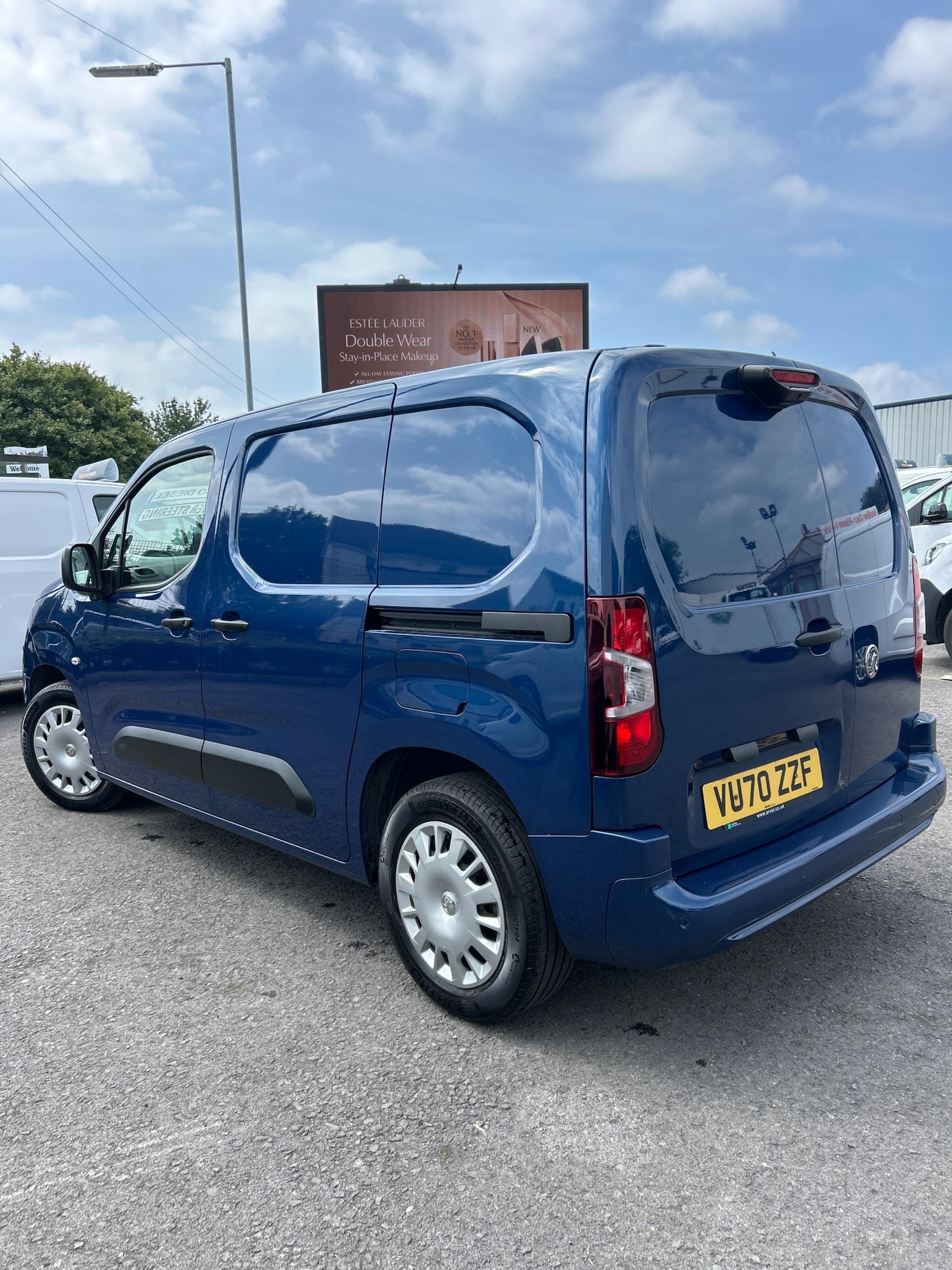 Used Vauxhall Combo 2020 for sale - 76259565: Photo 3