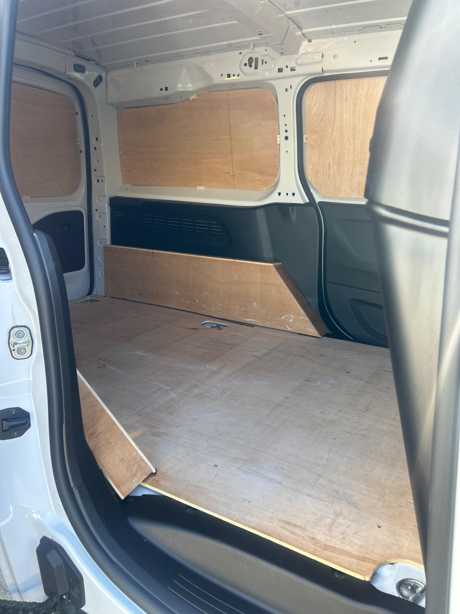 Used Vauxhall Combo 2024 for sale - 76988364: Photo 3