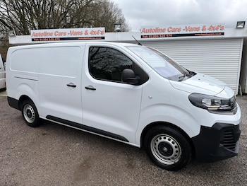 Used Vauxhall Vivaro 2024 for sale - 77598502: Photo