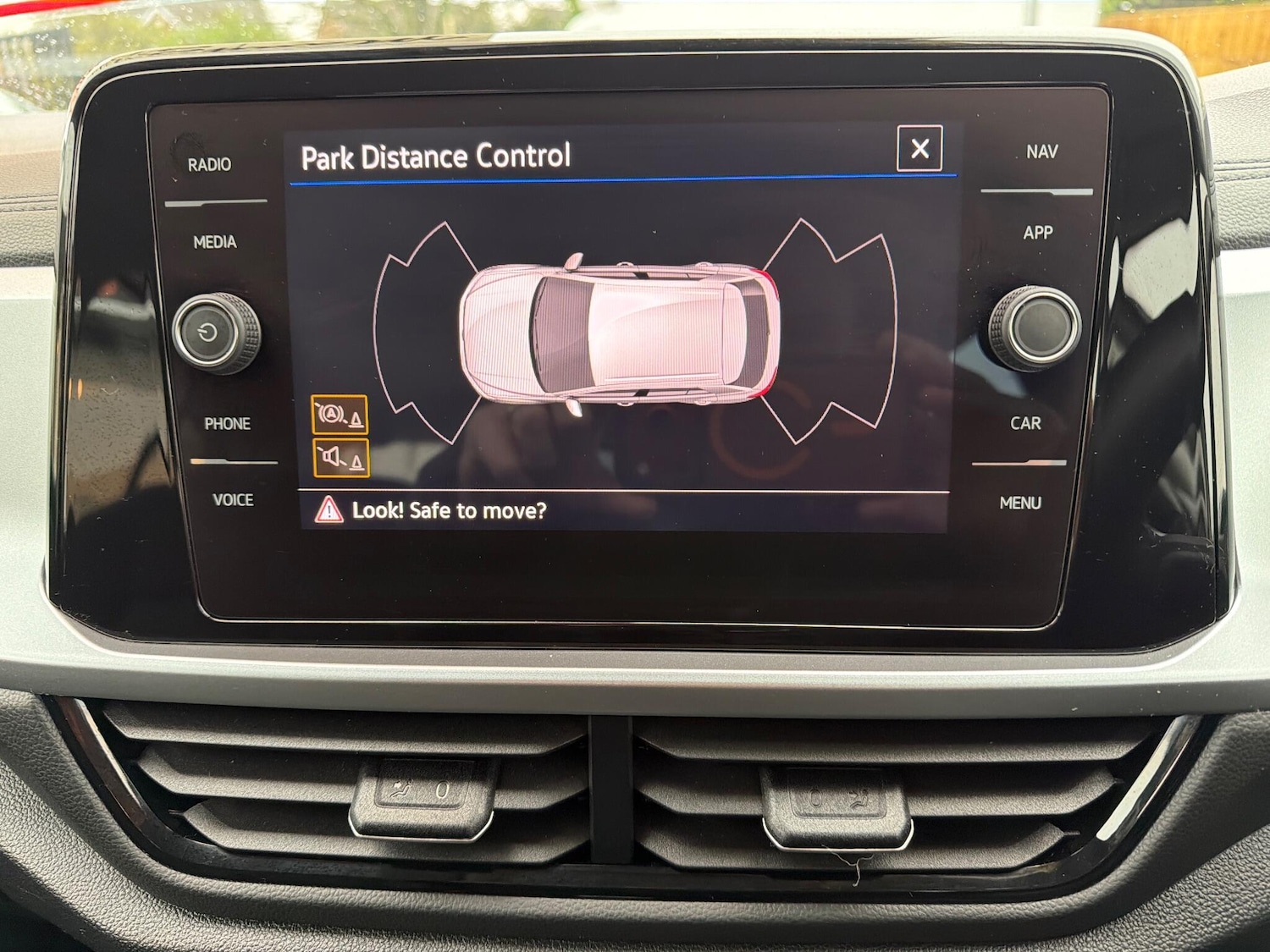 Used Volkswagen T-Roc 2023 for sale - 77455324: Photo 15