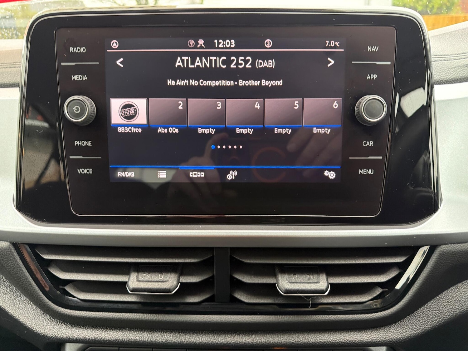 Used Volkswagen T-Roc 2023 for sale - 77455324: Photo 16