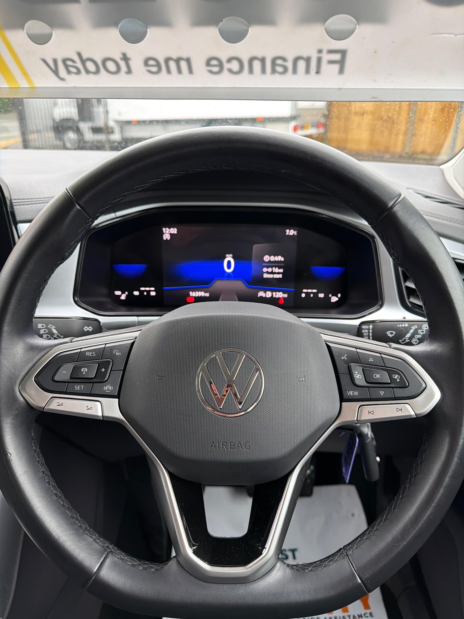 Used Volkswagen T-Roc 2023 for sale - 77455324: Photo 19