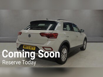 Used Volkswagen T-Roc 2023 for sale - 77455324: Photo