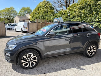 Used Volkswagen T-Roc 2021 for sale - 79026972: Photo