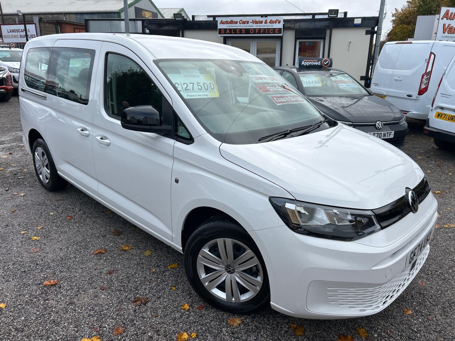 Used Volkswagen Caddy Maxi 2024 for sale - 76337729: Photo 1