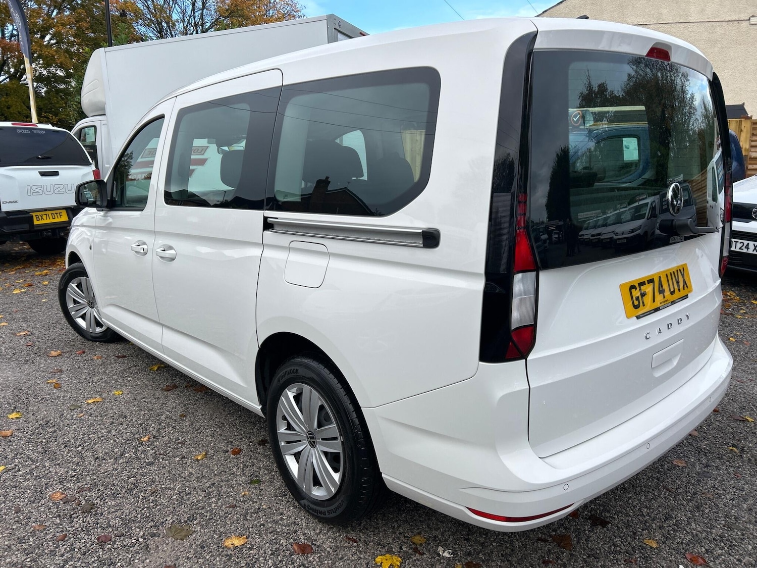 Used Volkswagen Caddy Maxi 2024 for sale - 76337729: Photo 3