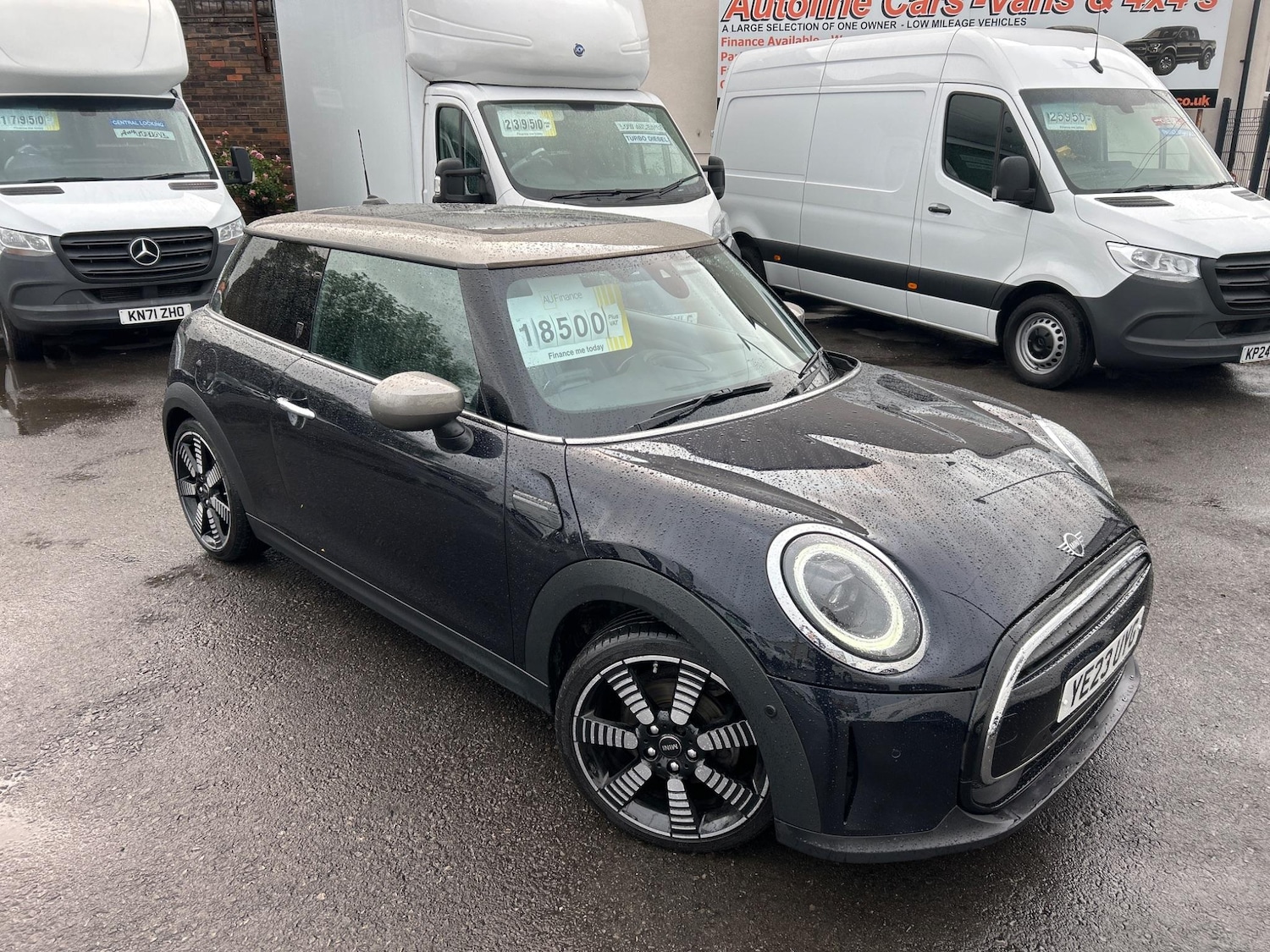 Used MINI Hatch 2023 for sale - 76259684: Photo 1