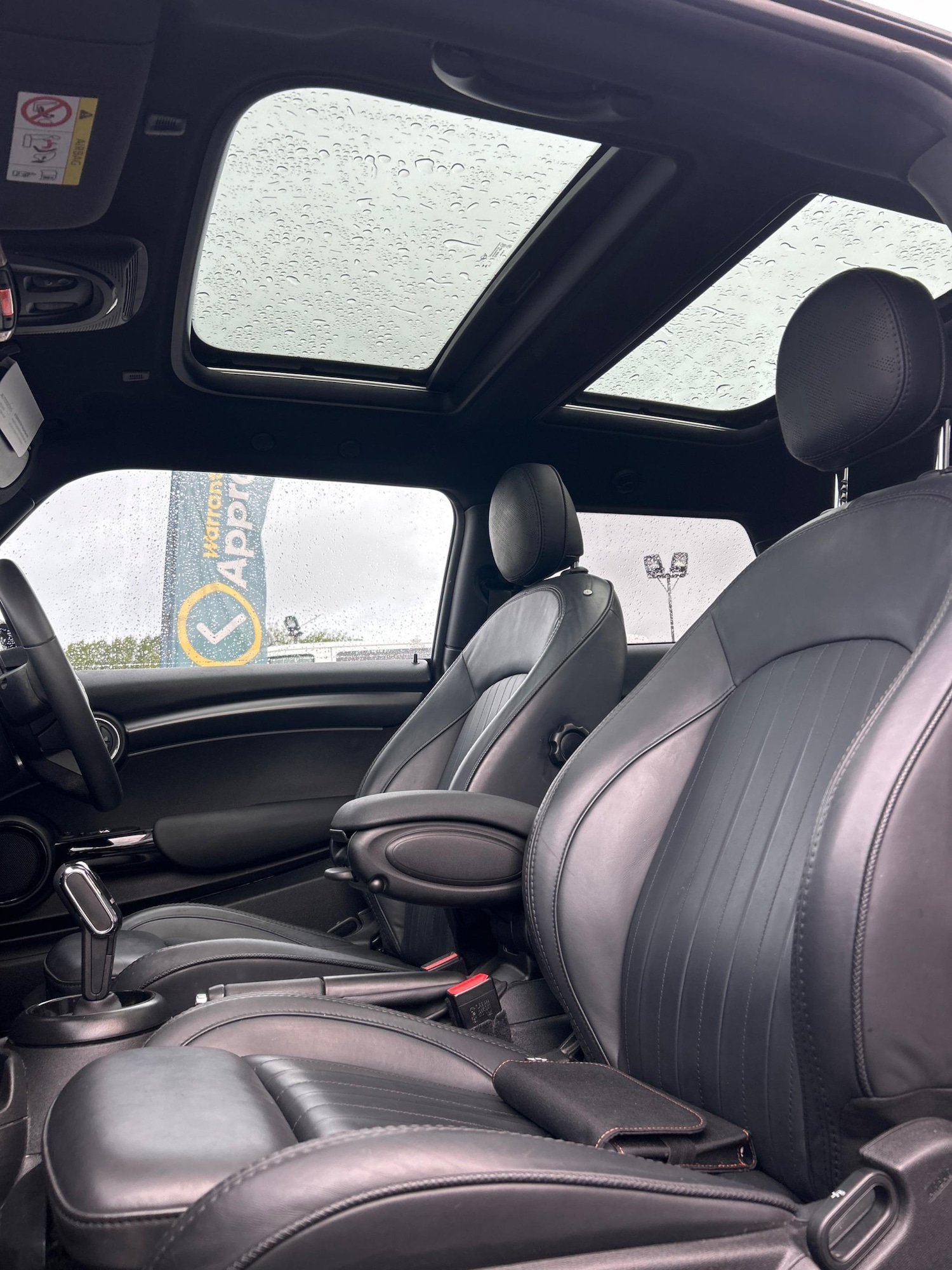Used MINI Hatch 2023 for sale - 76259684: Photo 6