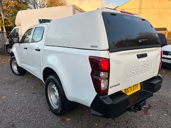 Used Isuzu D-Max 2021 for sale - 76997238: Photo