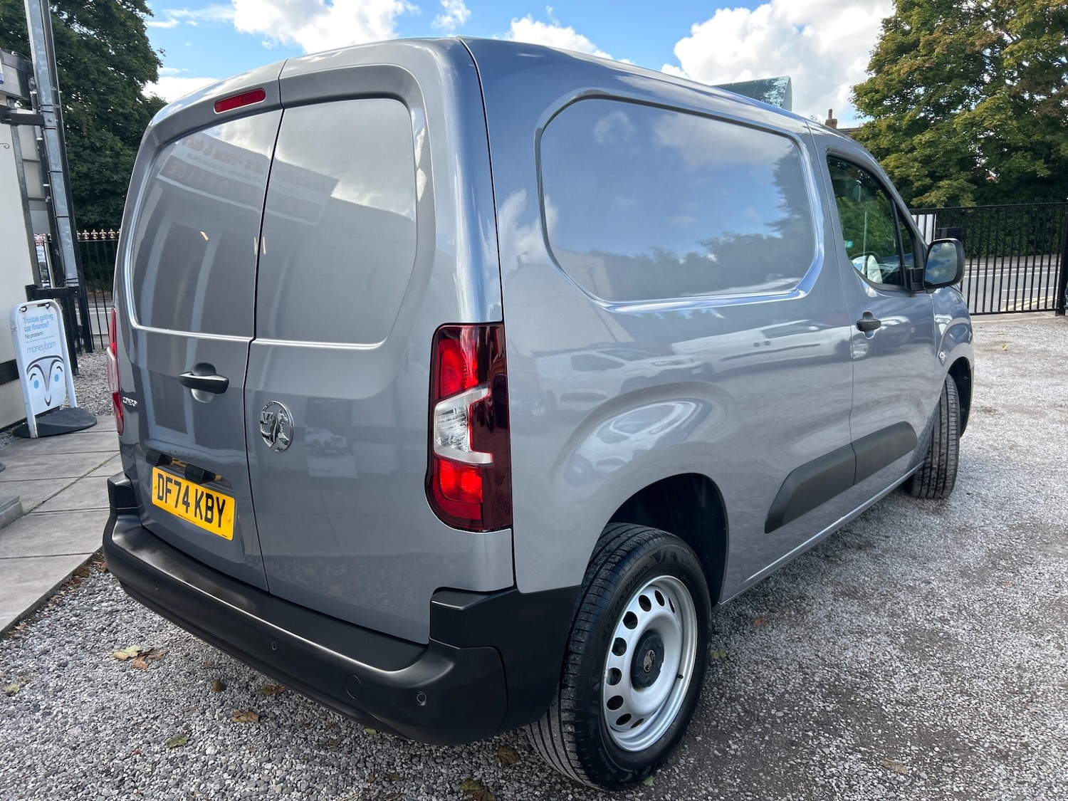 Used Vauxhall Combo 2025 for sale - 76259389: Photo 4