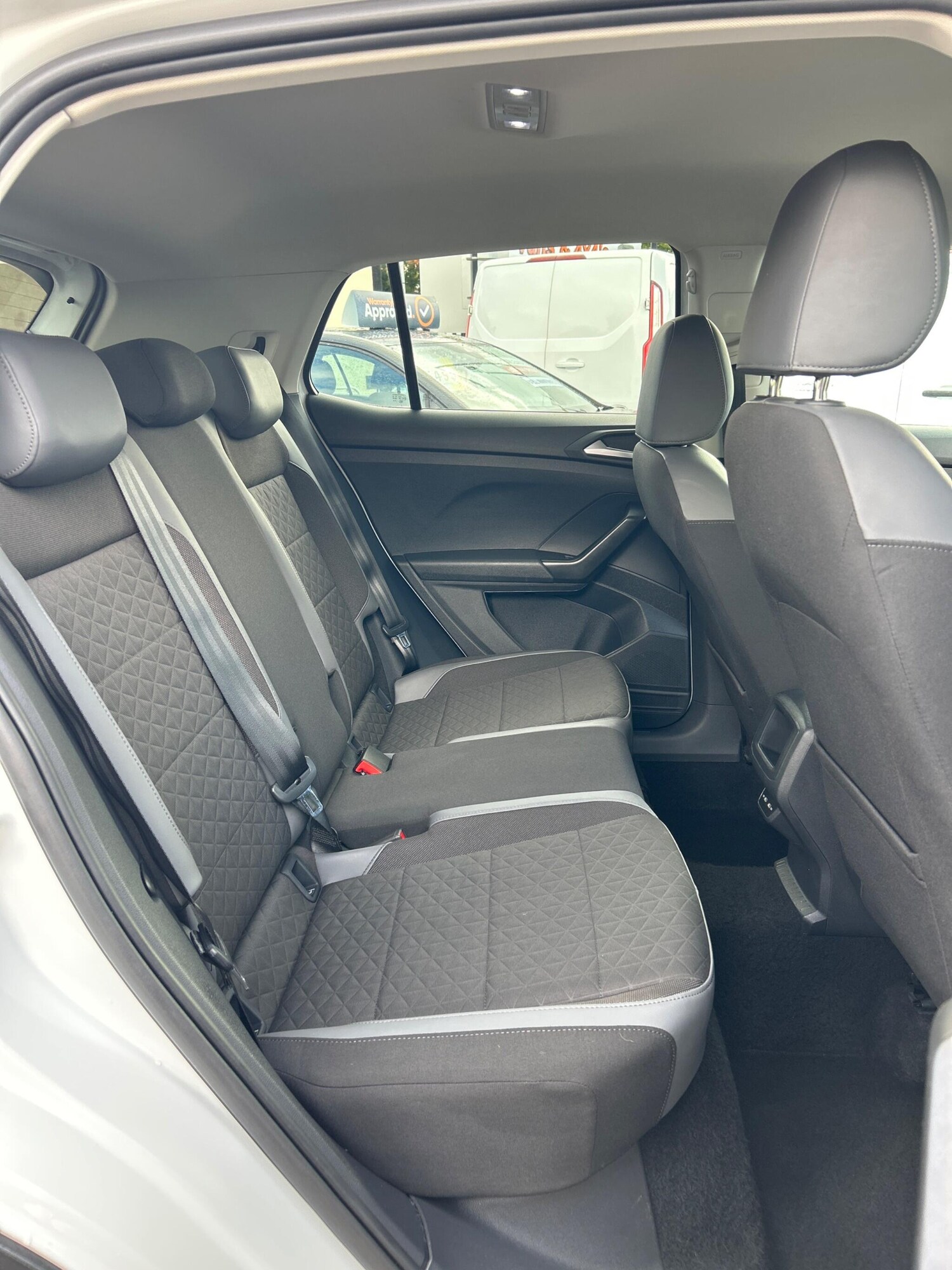 Used Volkswagen T-Cross 2022 for sale - 76307186: Photo 7