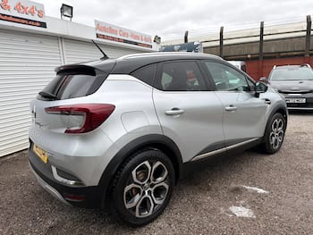 Used Renault Captur 2021 for sale - 79848349: Photo