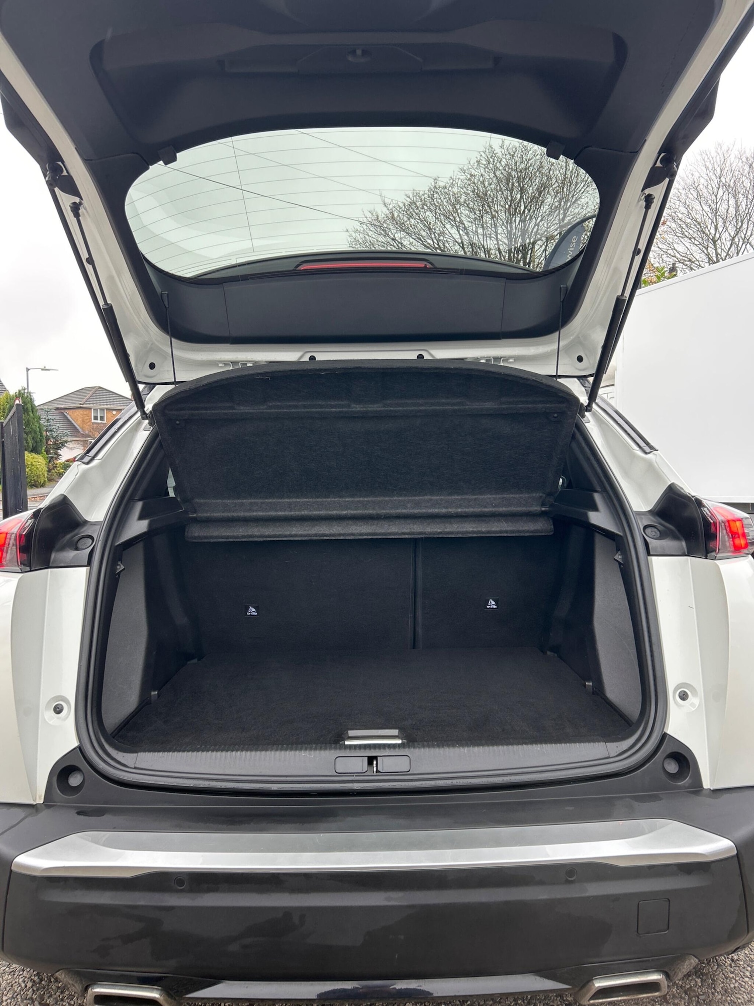 Used Peugeot 2008 2020 for sale - 76561232: Photo 19