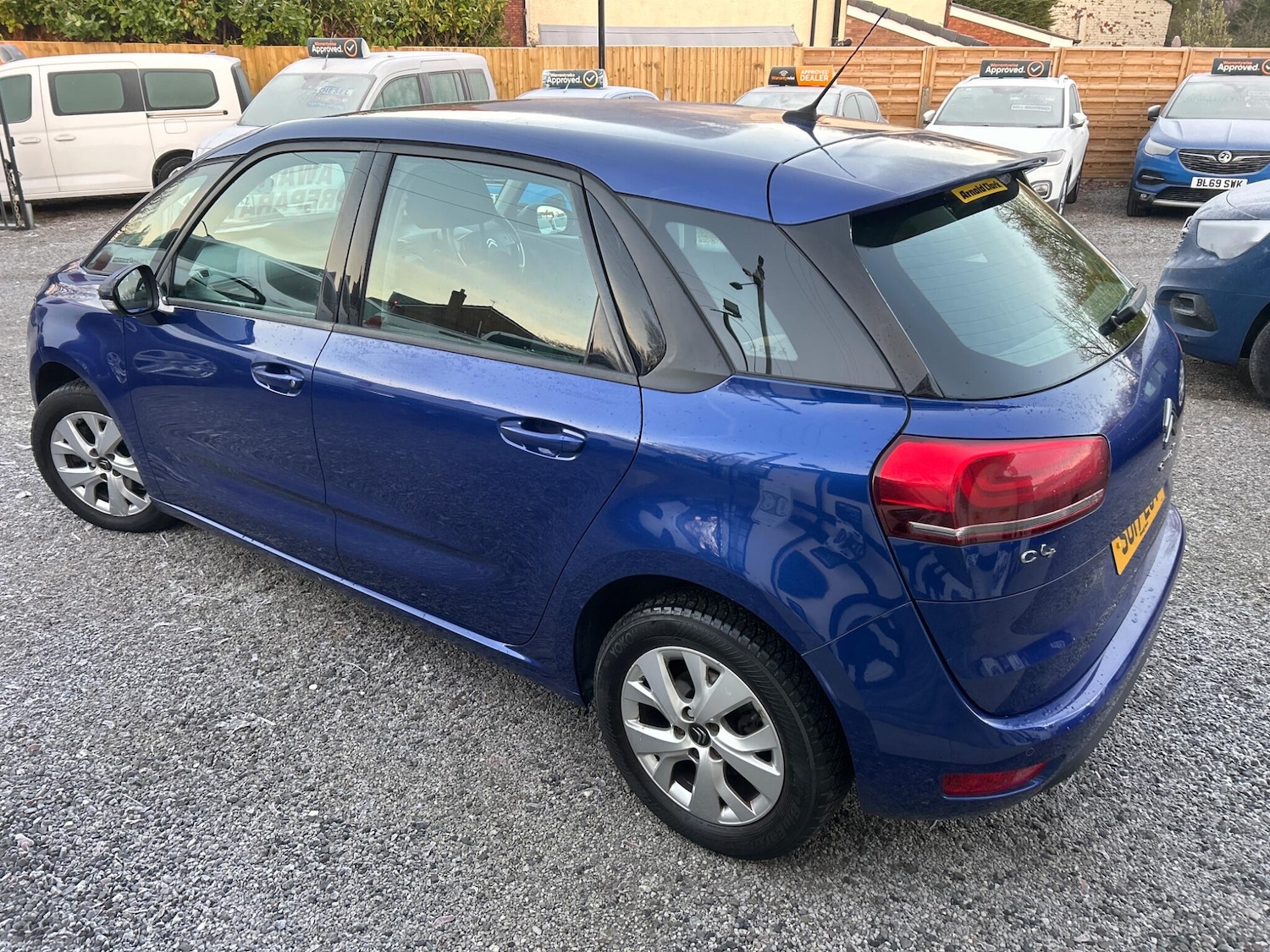 Used Citroen C4 Picasso 2017 for sale - 76714760: Photo 5