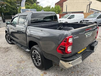Used Toyota Hilux 2022 for sale - 76259316: Photo