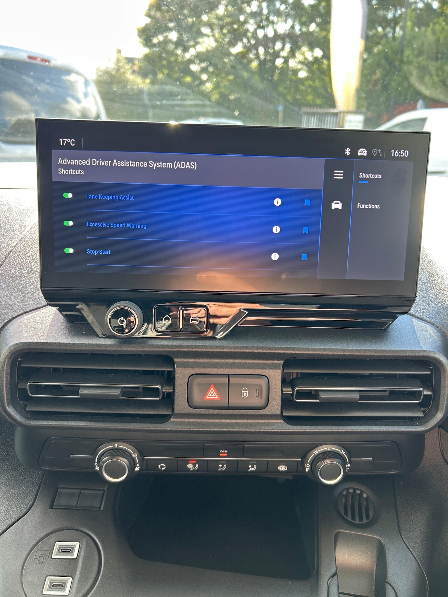 Used Vauxhall Combo 2024 for sale - 76993272: Photo 14