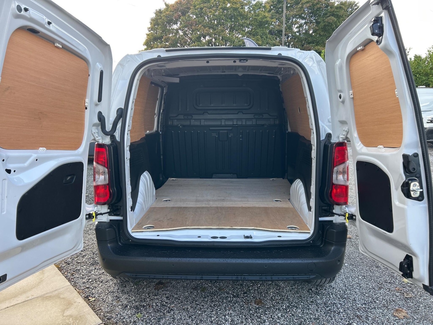 Used Vauxhall Combo 2024 for sale - 76993272: Photo 25