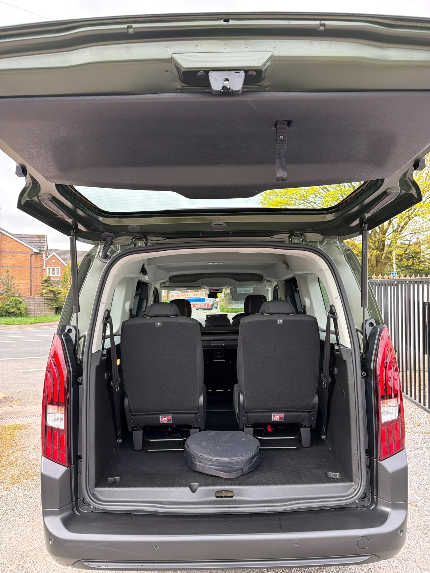 Used Peugeot e-Rifter 2025 for sale - 78170905: Photo 18