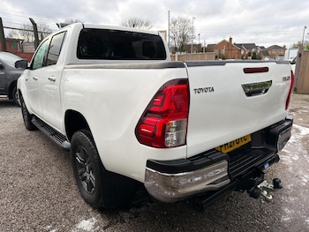 Used Toyota Hilux 2021 for sale - 78699157: Photo