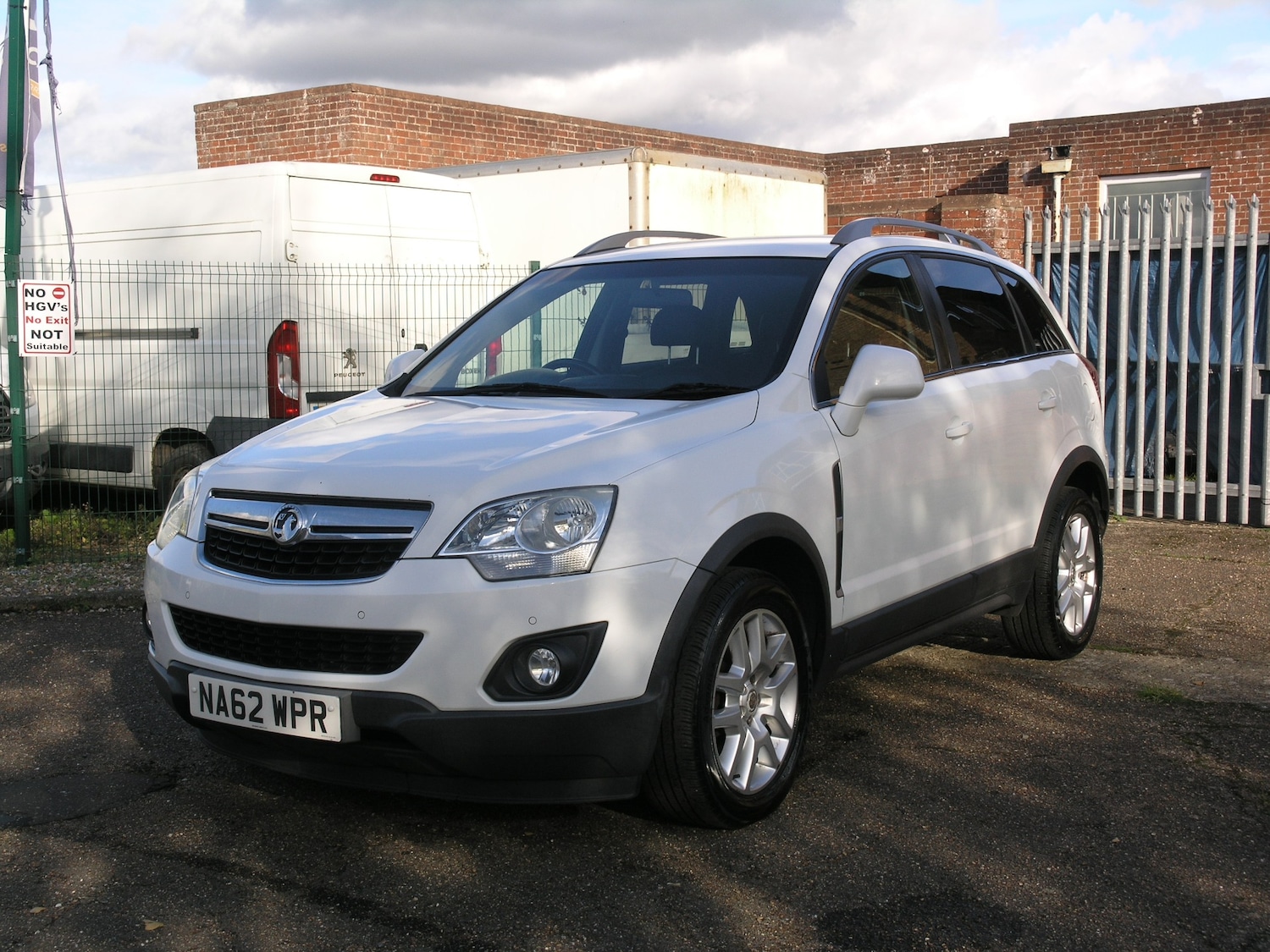 Used Vauxhall Antara 2012 for sale - 76332769: Photo 3