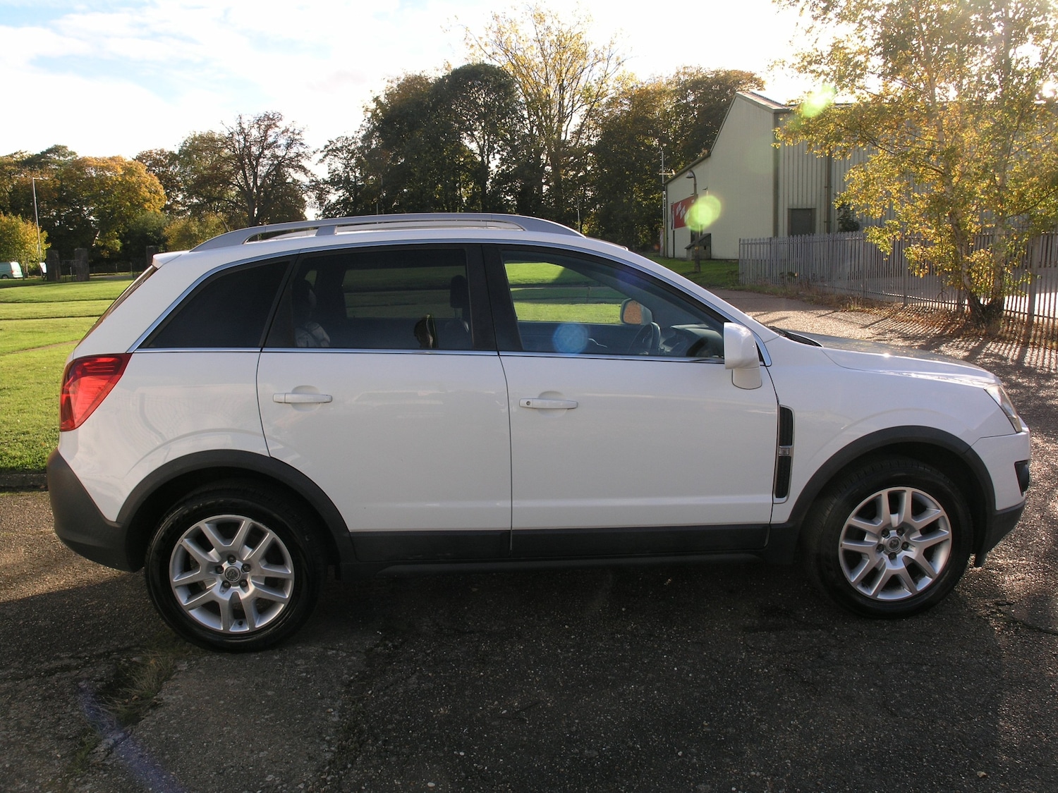 Used Vauxhall Antara 2012 for sale - 76332769: Photo 8