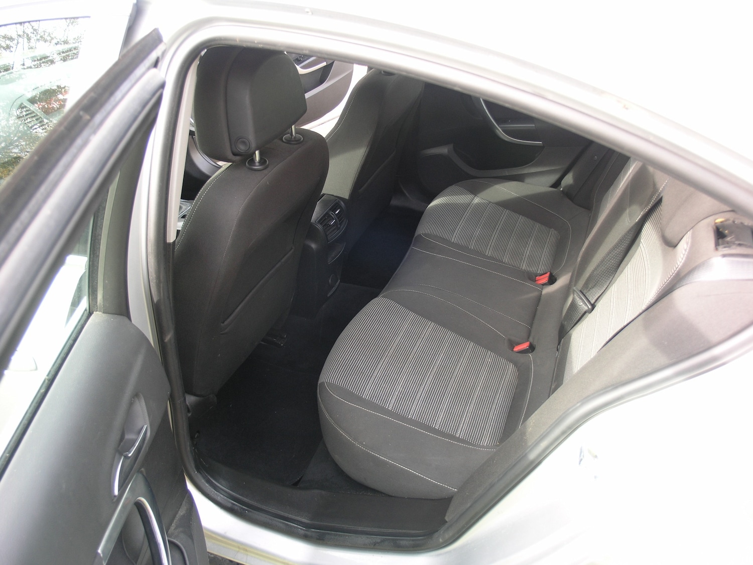 Used Vauxhall Insignia 2010 for sale - 77461661: Photo 11