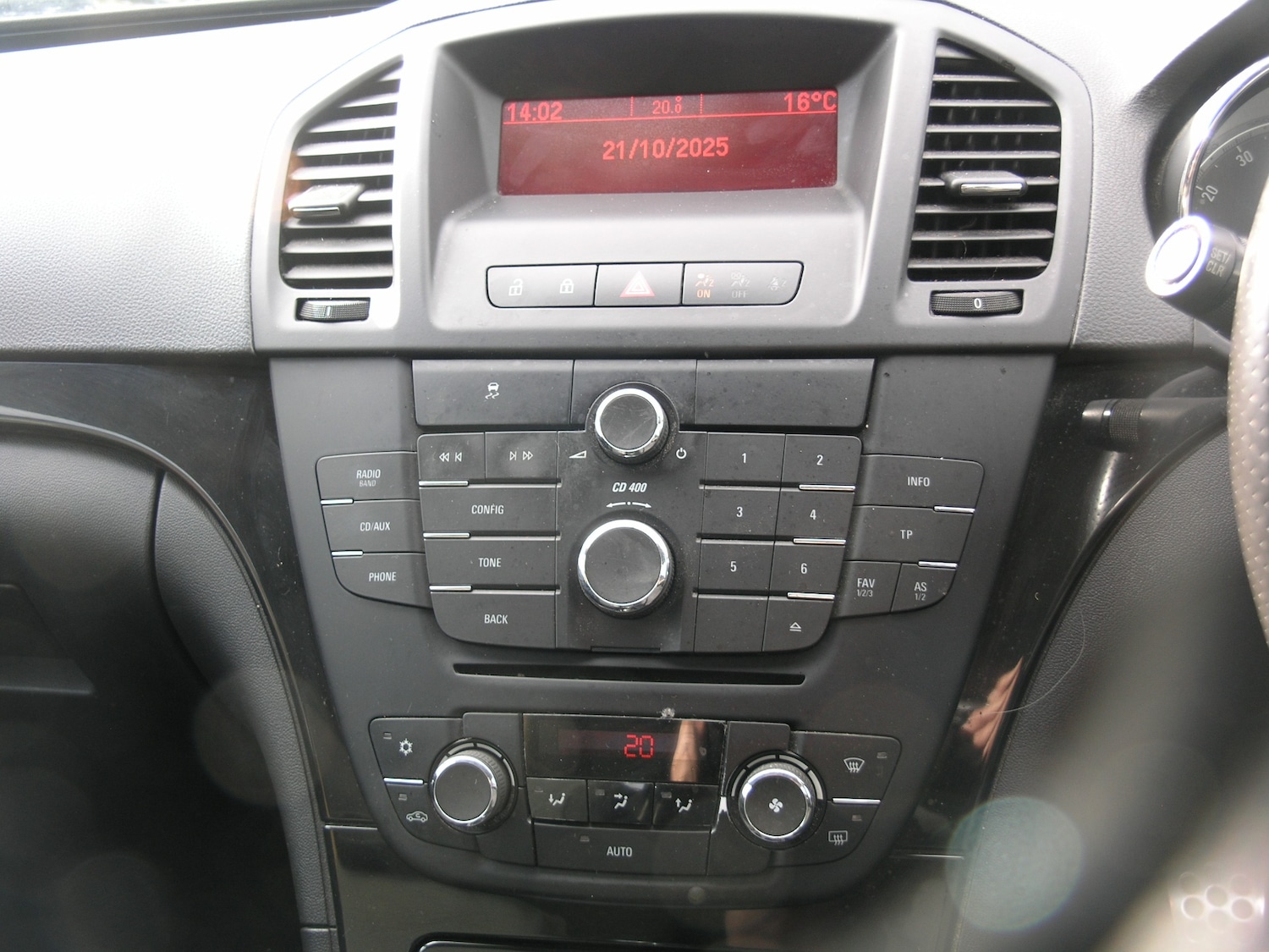 Used Vauxhall Insignia 2010 for sale - 77461661: Photo 15