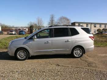 Used Ssangyong Turismo 2014 for sale - 74588517: Photo