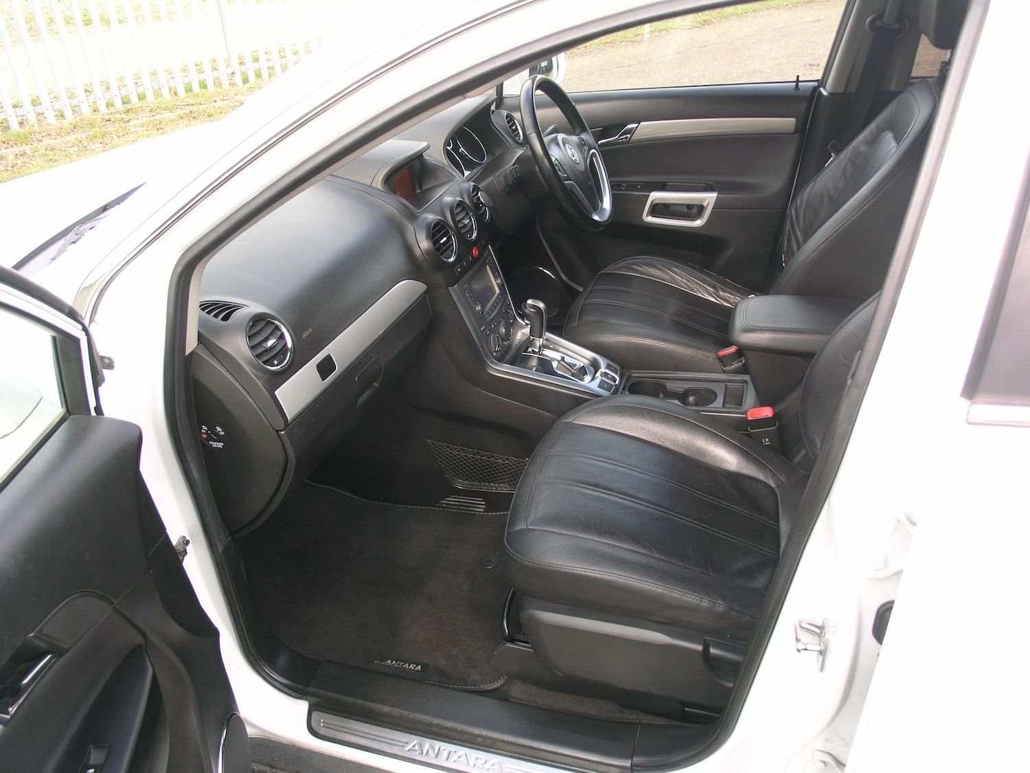 Used Vauxhall Antara 2013 for sale - 78011247: Photo 10