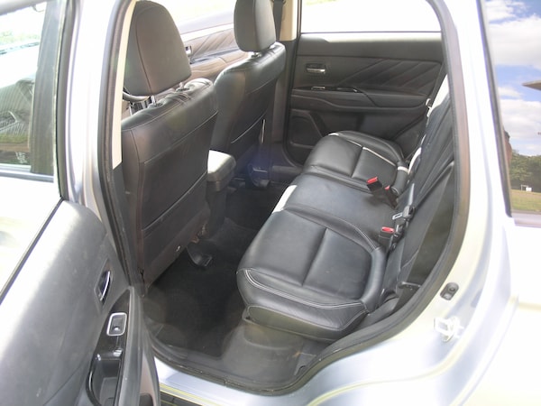 Used Mitsubishi Outlander 2015 for sale - 74993841: Photo 11