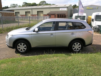 Used Mitsubishi Outlander 2015 for sale - 78914597: Photo
