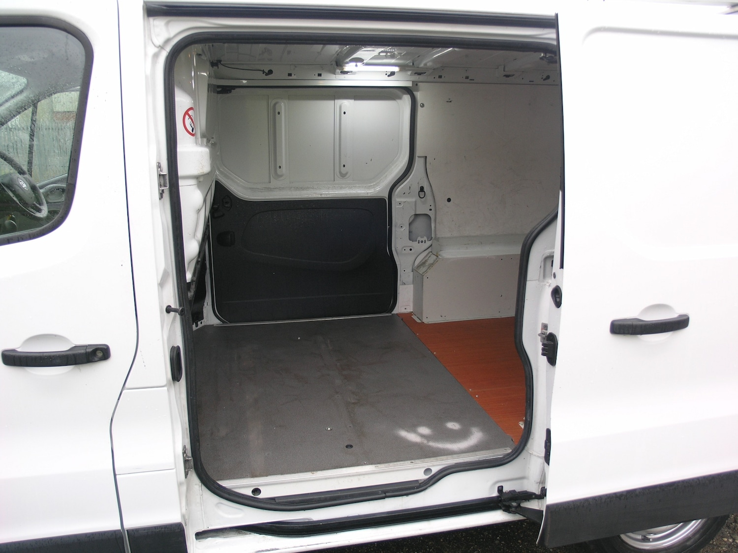 Used Vauxhall Vivaro 2016 for sale - 76806931: Photo 11