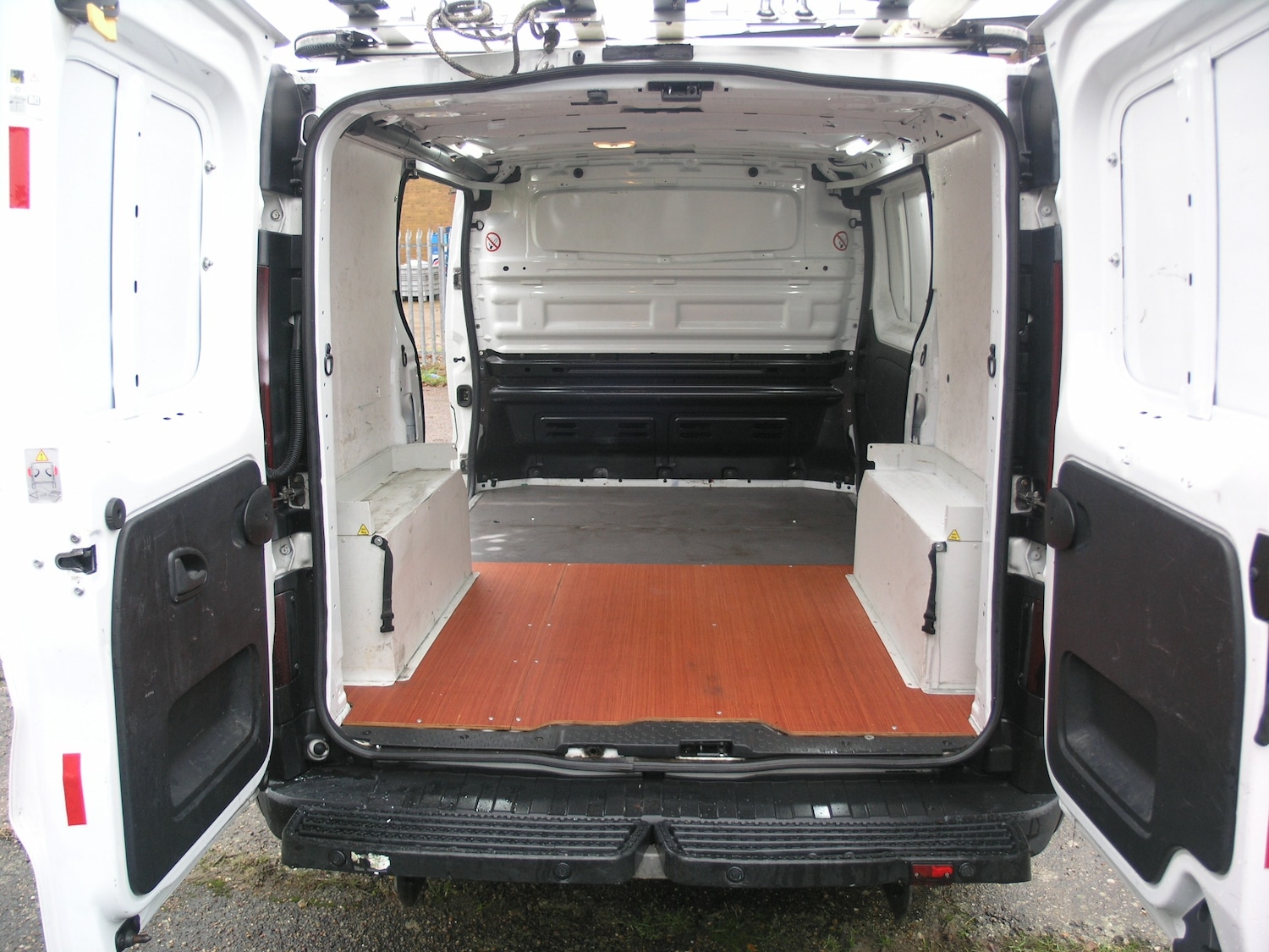 Used Vauxhall Vivaro 2016 for sale - 76806931: Photo 12