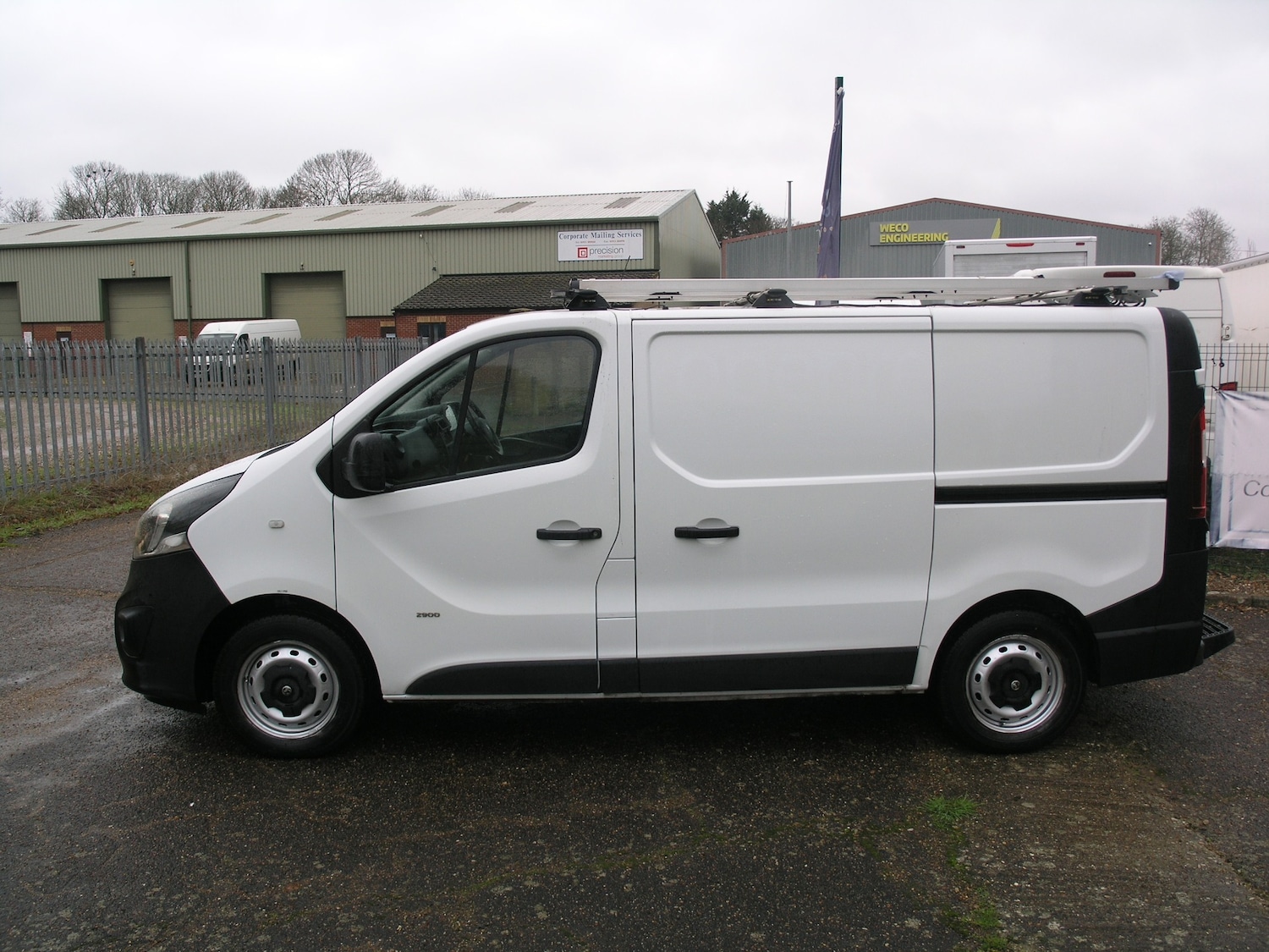 Used Vauxhall Vivaro 2016 for sale - 76806931: Photo 4