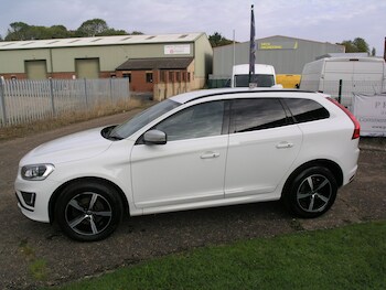 Used Volvo XC60 2017 for sale - 76113849: Photo