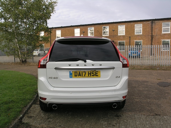 Used Volvo XC60 2017 for sale - 76113849: Photo 6
