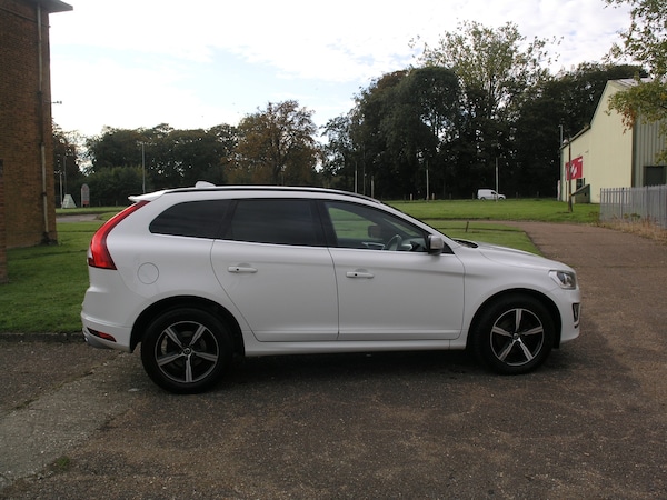 Used Volvo XC60 2017 for sale - 76113849: Photo 8