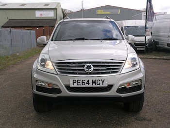 Used Ssangyong Rexton 2014 for sale - 79547894: Photo